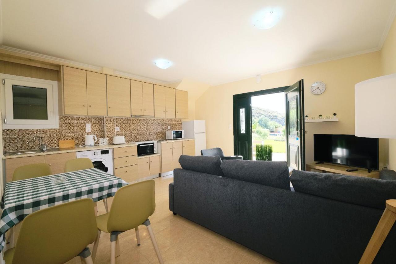 Captains View Apartments بلاتي المظهر الخارجي الصورة