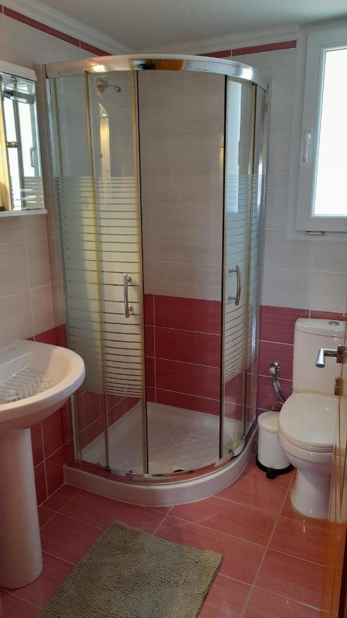Captains View Apartments بلاتي المظهر الخارجي الصورة
